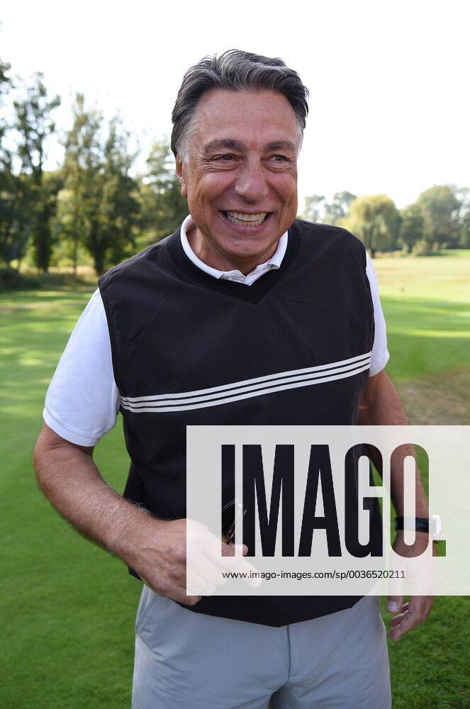 GER Hanau Golf Club Hanau Wilhelmsbad Eintracht Frankfurt Golf Open Players Adviser Klaus Gerster DFL regulations prohibit any use of images as image sequences and or quasi video
