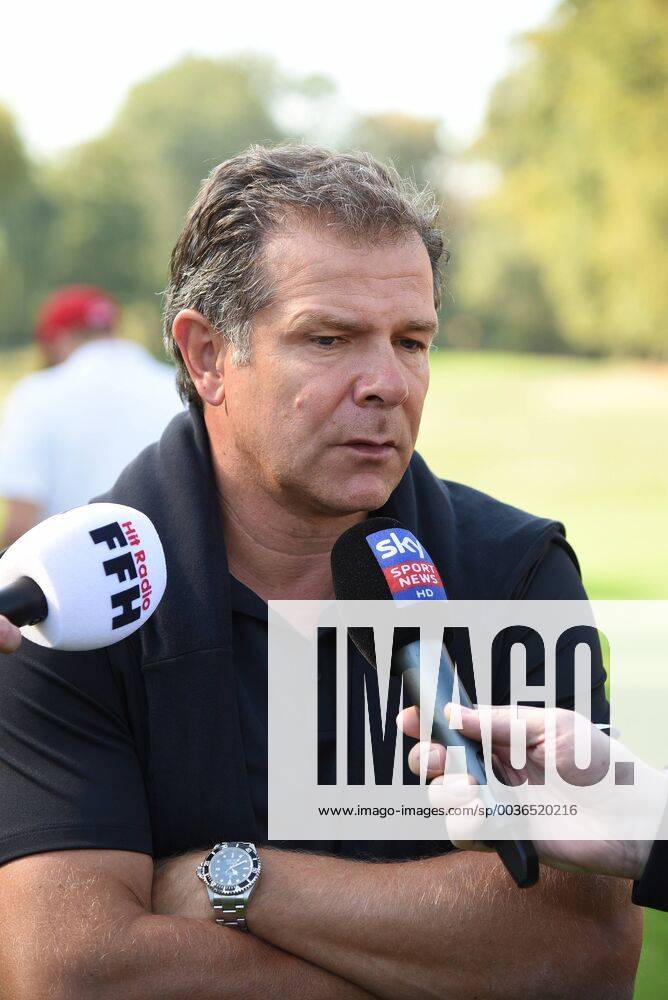 ENG Hanau Golf Club Hanau Wilhelmsbad Eintracht Frankfurt Golf Open Interview with Andreas Möller DFL regulations prohibit any use of images as image sequences or quasi video