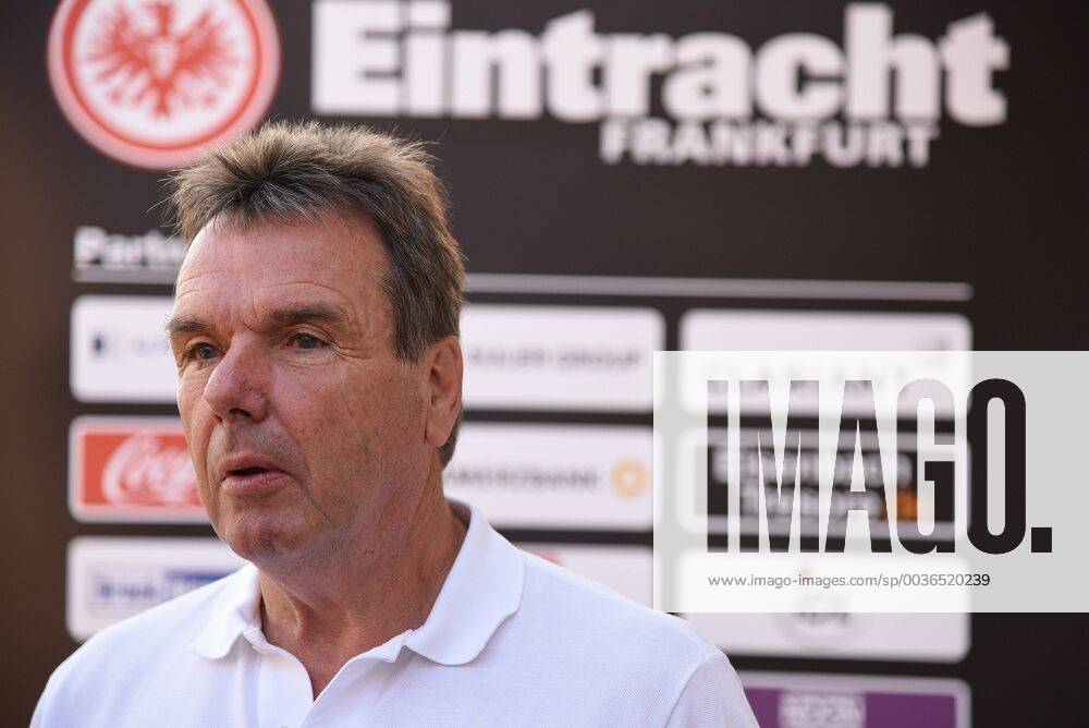 GER Hanau Golf Club Hanau Wilhelmsbad Eintracht Frankfurt Golf Open Bundesligamanager Heribert Bruchhagen DFL regulations prohibit any use of photographs as image sequences and or quasi video