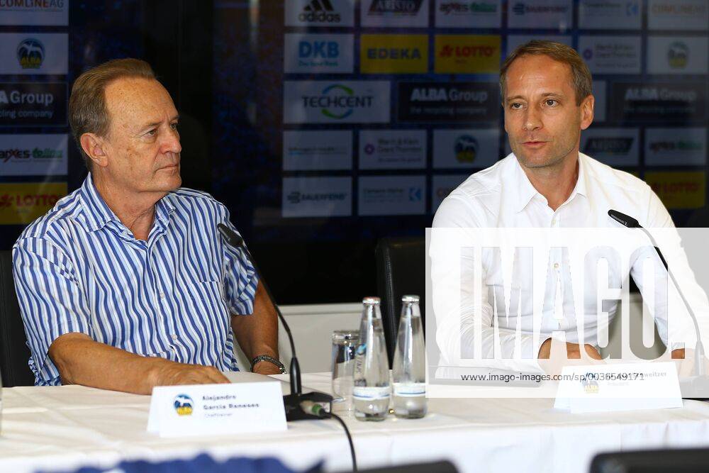 Basketball Men 1 Bundesliga Season 2018 19 Press Conference for the start of the season Head coach Aito Garcia Reneses Alba Berlin Alba President Dr Axel Schweitzer 19 09 18