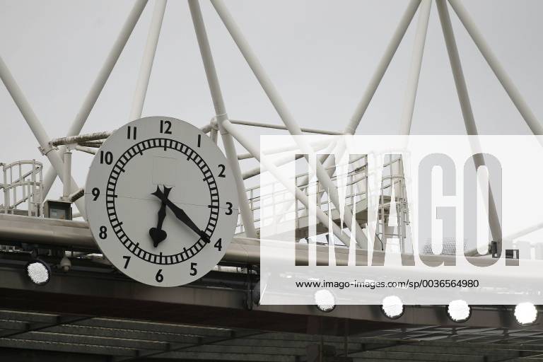 A general view of the Arsenal clock during the UEFA Europa League Group Stage match between Arsenal FC and FC Vorskla Poltava at the Emirates Stadium, London, England on 20 September 2018.