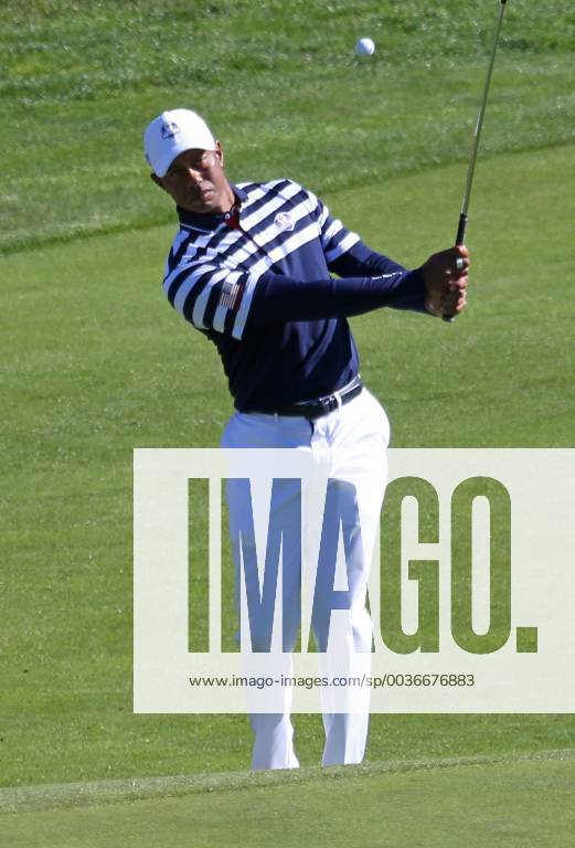 Tiger Woods hits a shot during a Ryder Cup 2018 practice session at Le Golf National in Guyancourt near Paris on September 26, 2018. The three-day tournament features Team USA versus Team Europe and starts Friday, September 28th. PAR20180926049 DAVIDxSILPA