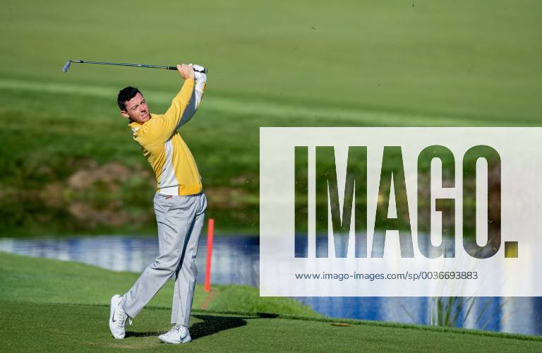 2018 Ryder Cup Practice Day, Albatros Course, Le Golf National, Saint-Quentin-en-Yvelines, Paris 27 9 2018 Europe s Rory McIlroy on the 9th hole Rory McIlroy on the 9th hole 27 9 2018