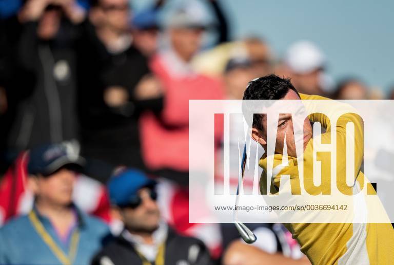 2018 Ryder Cup Practice Day, Albatros Course, Le Golf National, Saint-Quentin-en-Yvelines, Paris 27 9 2018 Europe s Rory McIlroy tees off the ninth Rory McIlroy tees off the ninth 27 9 2018