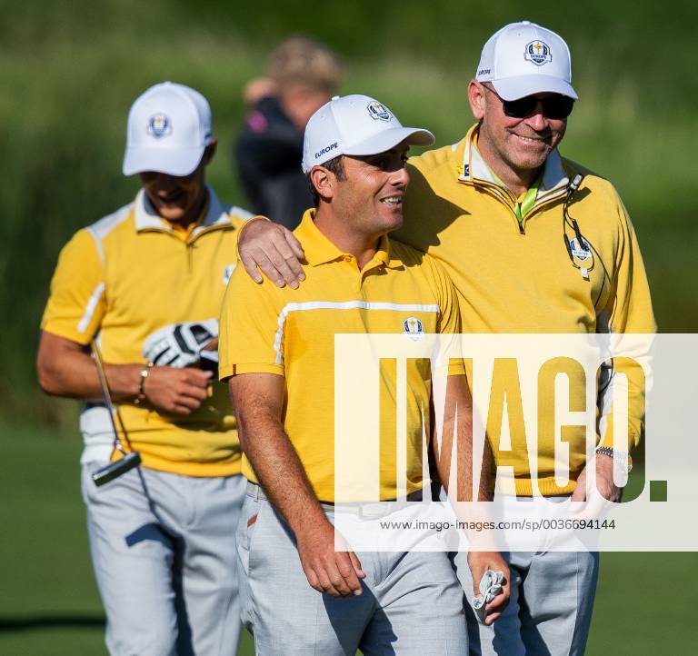 2018 Ryder Cup Practice Day, Albatros Course, Le Golf National, Saint-Quentin-en-Yvelines, Paris 27 9 2018 Europe s Francesco Molinari and Captain Thomas Bjorn Francesco Molinari and Thomas Bjorn 27 9 2018