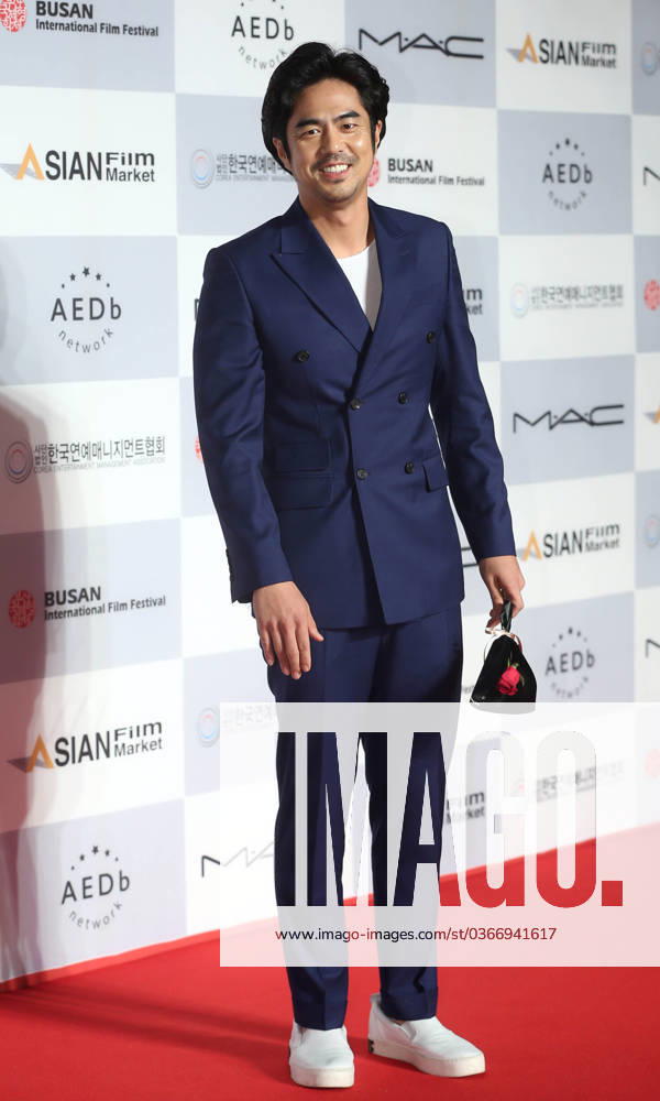 S. Korean actor Jeon Suk-ho S. Korean actor Jeon Suk-ho South Korean actor Jeon Suk-ho poses for a photo during a publicity event at the 20th Busan International Film Festival in the South Korean port city of Busan on Oct. 5, 2015. (Yonhap) 2015-10-06 10:37:18 < 1980-2015 YONHAPNEWS AGENCY. .> ¼­¿ï