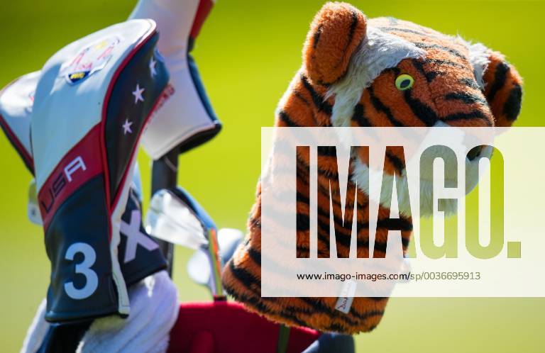 2018 Ryder Cup Practice Day, Albatros Course, Le Golf National, Saint-Quentin-en-Yvelines, Paris 27 9 2018 A view of Tiger Woods bag A view of Tiger Woods bag 27 9 2018