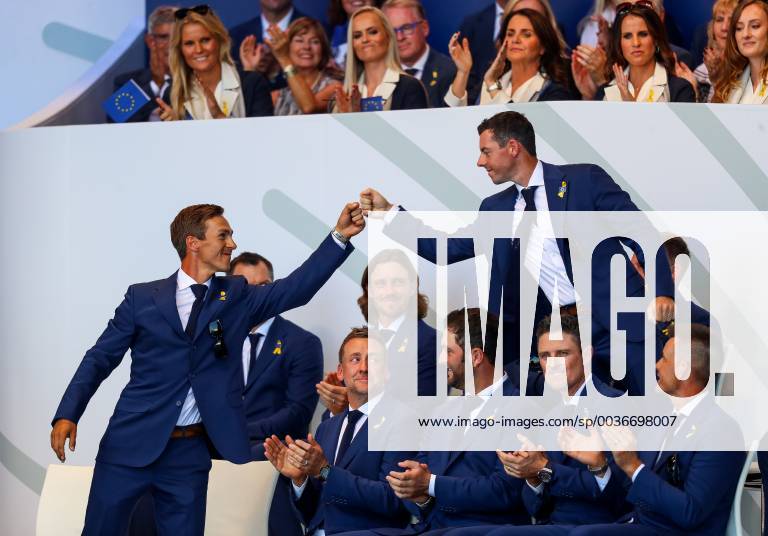 2018 Ryder Cup Opening Ceremony, Albatros Course, Le Golf National, Saint-Quentin-en-Yvelines, Paris 27 9 2018 Europe s Thorbjorn Olesen and Rory McIlroy Padraig Harrington 27 9 2018