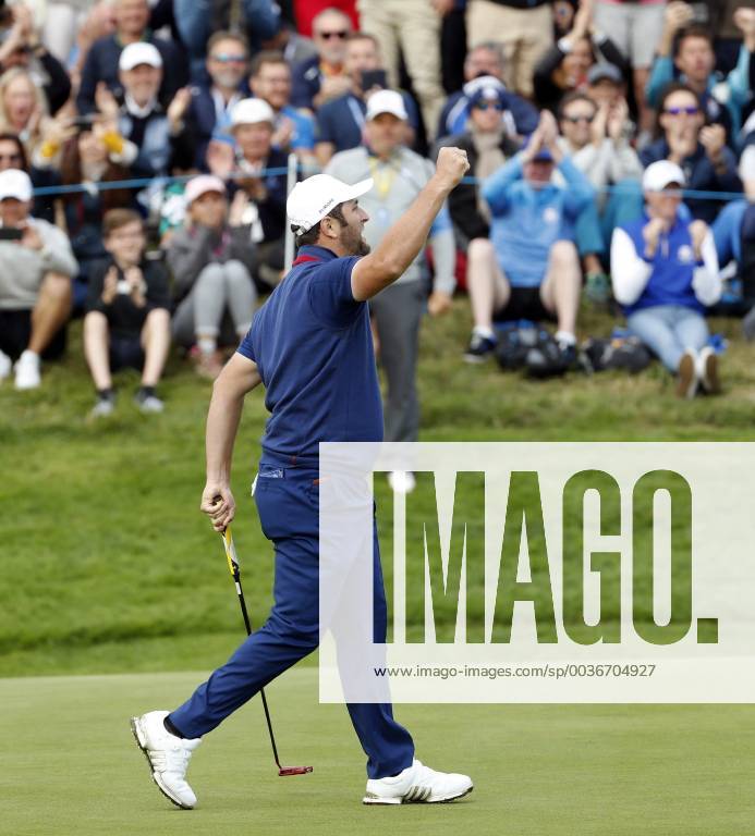 Spanish golfer Jon Rahm competes in the Ryder Cup 2018 at The Golf National in Guyancourt, near Paris, France, 28 September 2018. The Ryder Cup 2018 runs from 25 to 30 September. Ryder Cup 2018 !ACHTUNG: NUR REDAKTIONELLE NUTZUNG!