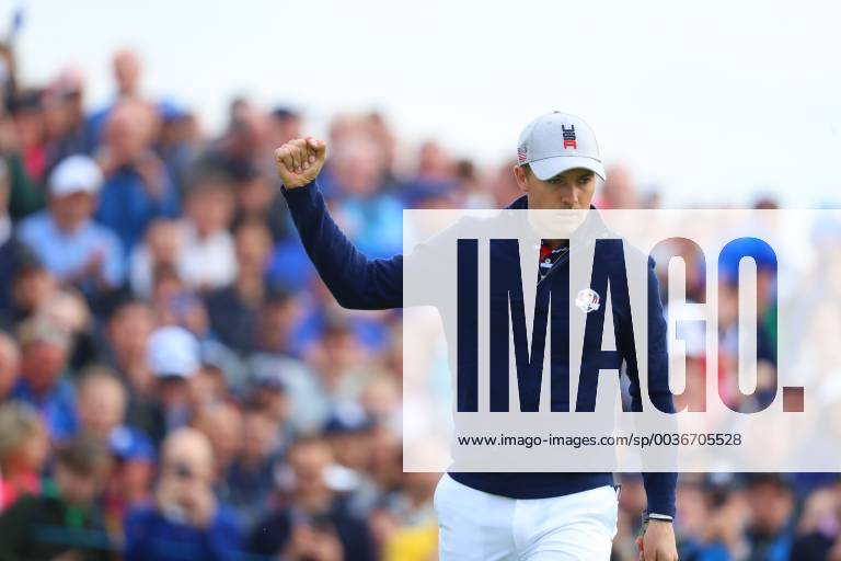2018 Ryder Cup Day 1, Albatros Course, Le Golf National, Saint-Quentin-en-Yvelines, Paris 28 9 2018 Jordan Spieth celebrates on 8th Jordan Spieth celebrates on 8th 28 9 2018