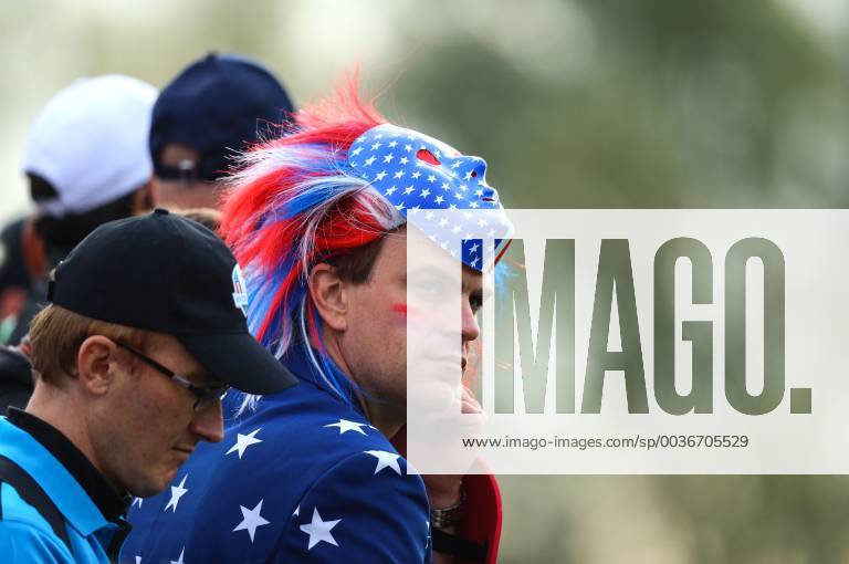 2018 Ryder Cup Day 1, Albatros Course, Le Golf National, Saint-Quentin-en-Yvelines, Paris 28 9 2018 An American fan looks on An American fan looks on 28 9 2018