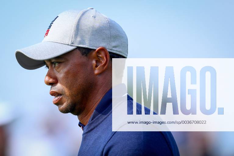 2018 Ryder Cup Day 1, Albatros Course, Le Golf National, Saint-Quentin-en-Yvelines, Paris 28 9 2018 Tiger Woods on the 17th hole Tiger Woods on the 17th hole 28 9 2018