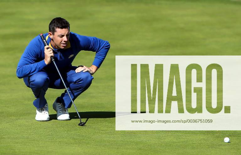 2018 Ryder Cup, Albatros Course, Le Golf National, Saint-Quentin-en-Yvelines, Paris 30 9 2018 Rory McIlroy on the 4th green Rory McIlroy on the 4th green 30 9 2018