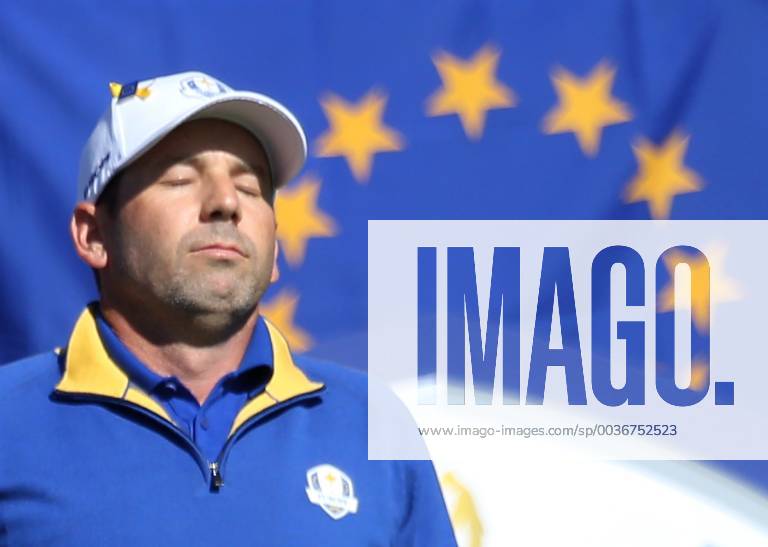 Sergio Garcia pauses before the start of the final day of competition of the Ryder Cup at Le Golf National in Guyancourt near Paris on September 30, 2018. Team Europe leads Team USA 10-6 heading into the final day of competition. PAR20180930025 DAVIDxSILPA