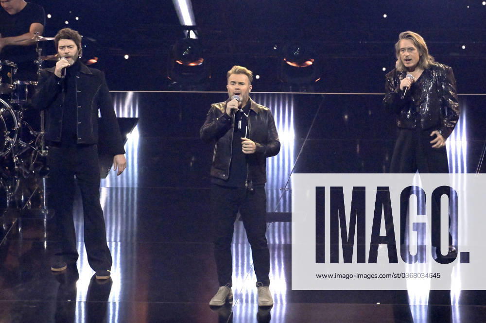 Howard Donald, Gary Barlow and Mark Owen from Take That on the ZDF entertainment show Wetten, dass live from Messe Offenburg Ortenau Offenburg, 25 11 2023 Foto:xF.xFuturexImagex wetten_dass_2689