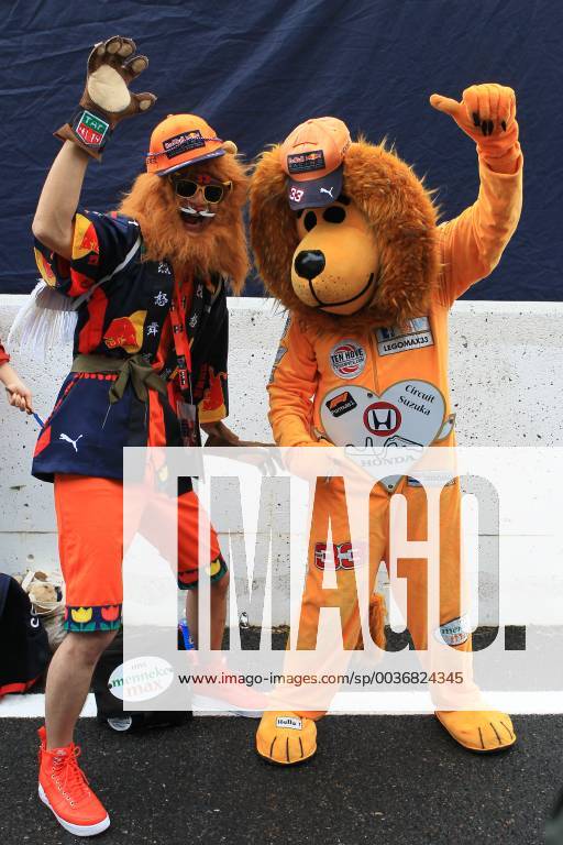 4th October 2018, Suzuka International Racing Course, Suzuka City, Japan; Formula One of Japan, driver arrivals and press conference PK Pressekonferenz Max Verstappen LEGOMAX Dutch Lion Formula 1 Fan ActionPlus12067898 Octane
