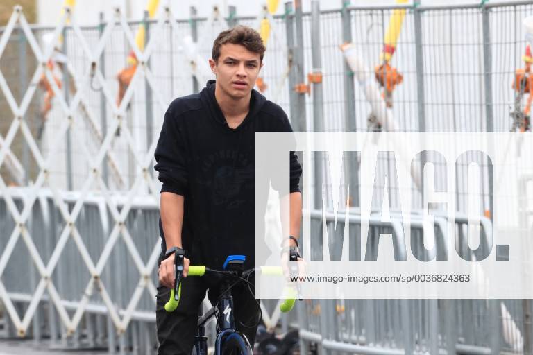 4th October 2018, Suzuka International Racing Course, Suzuka City, Japan; Formula One of Japan, driver arrivals and press conference PK Pressekonferenz Lando Norris ActionPlus12067921 Octane
