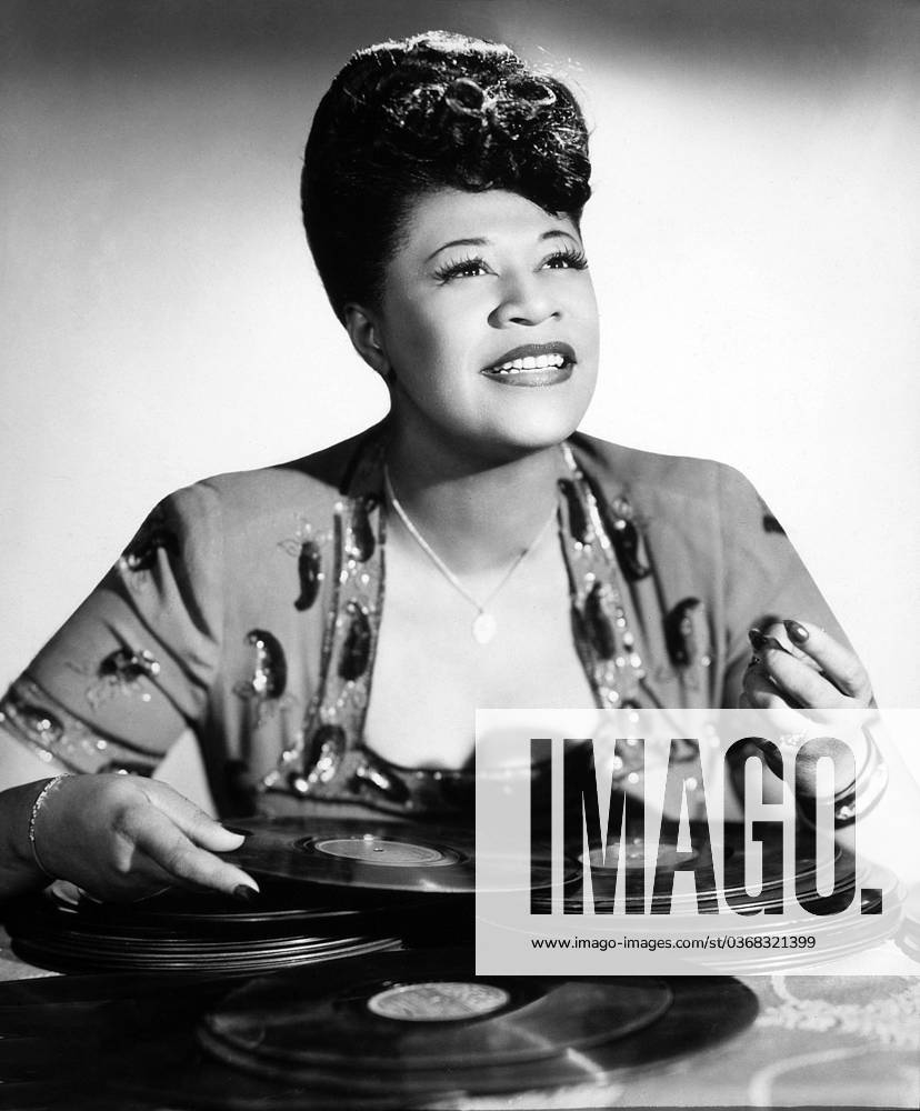 IMAGO ICONS: Ella Fitzgerald Ella Fitzgerald (1917-1996), American Jazz and Blues Singer, Portrait, 1940 s