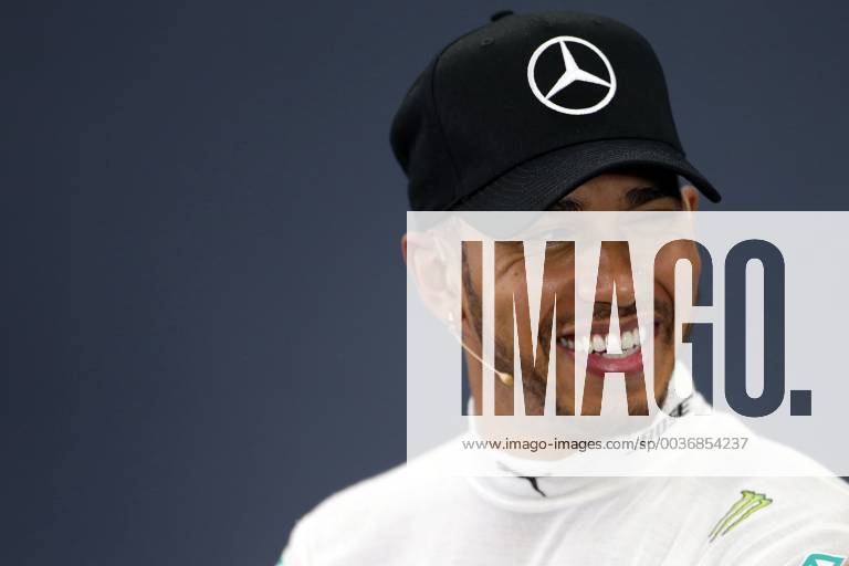 Photo4 LaPresse 06 10 2018 Suzuka, Japan Grand Prix Formula One Japan 2018 In the pic: pole position Lewis Hamilton (GBR) Mercedes AMG F1 W09