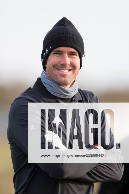 6th October 2018, Carnoustie Golf Links, Carnoustie, Scotland; Alfred Dunhill Links Championship, third round; Former England cricket international Kevin Pietersen ActionPlus12068464 DavidxYoung