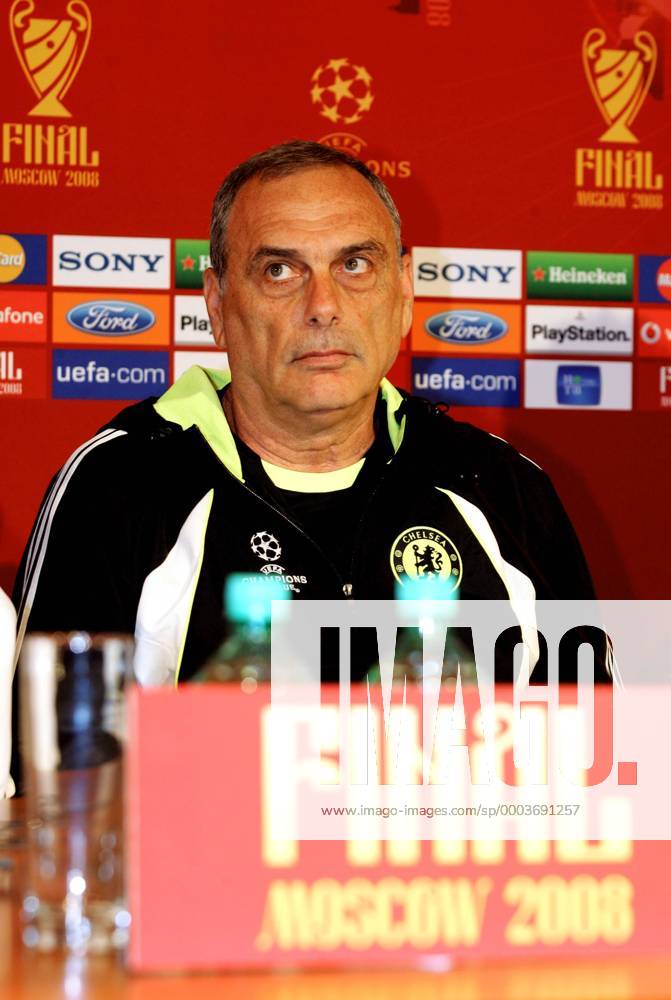 Trainer Avram Grant (Chelsea) - Pressekonferenz zum Champions League Finale 2008 - Fußball EC 1 Herren Vorschau Champions League 2007 2008, Finale, Chelsea FC London, Pressekonferenz, Pressetermin, Einzelbild Moskau Fußball EC 1 Herren Vorschau Champions League 2007 2008, Finale, Chelsea FC London, Pressekonferenz, Pressetermin, Einzelbild Moskau