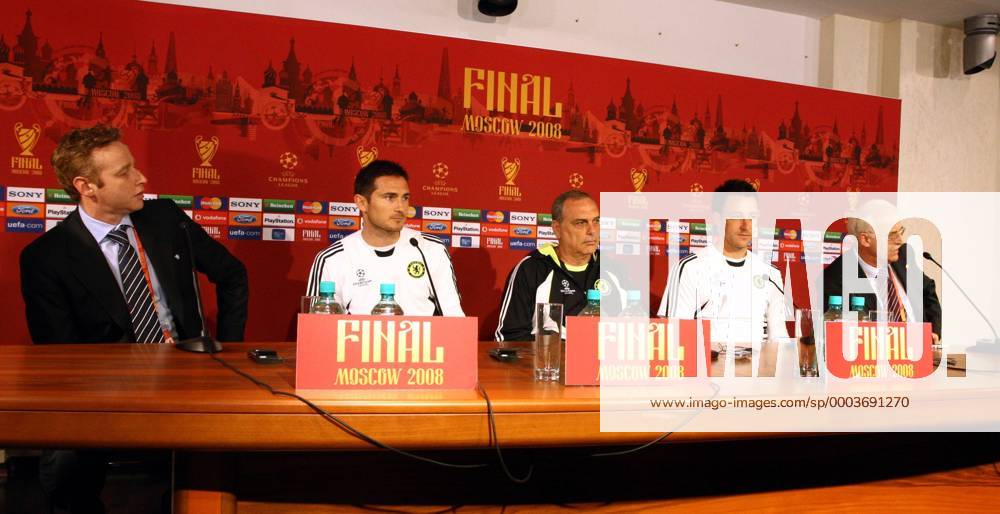 Frank Lampard (2.v.li.), Trainer Avram Grant (Mitte) und John Terry (Chelsea) - Pressekonferenz zum Champions League Finale 2008 - Fußball EC 1 Herren Vorschau Champions League 2007 2008, Finale, Chelsea FC London, Pressekonferenz, Pressetermin, Gruppe Moskau Fußball EC 1 Herren Vorschau Champions League 2007 2008, Finale, Chelsea FC London, Pressekonferenz, Pressetermin, Gruppe Moskau
