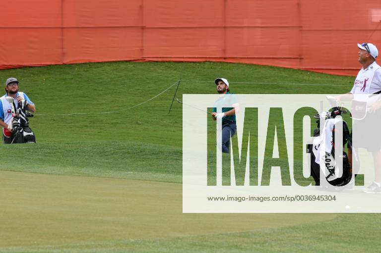 Kuala Lumpur, Malaysia - Abraham Ancer(C) of Mexico in action during the first round of the CIMB Classic at TPC Kuala Lumpur on October 11, 2018 in Kuala Lumpur, Malaysia CIMB Classic - Round One - ZUMAn230 20181011_zaa_n230_103