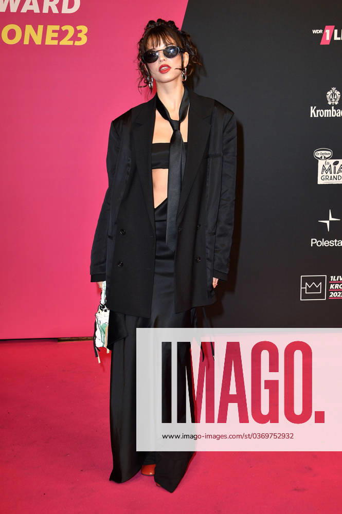 Nina Chuba at the 24 award ceremony of the 1Live Krone 2023 in the Lokschuppen Bielefeld, 30 11 2023 Foto:xN.xKubelkax xFuturexImagex 1live_krone_1202