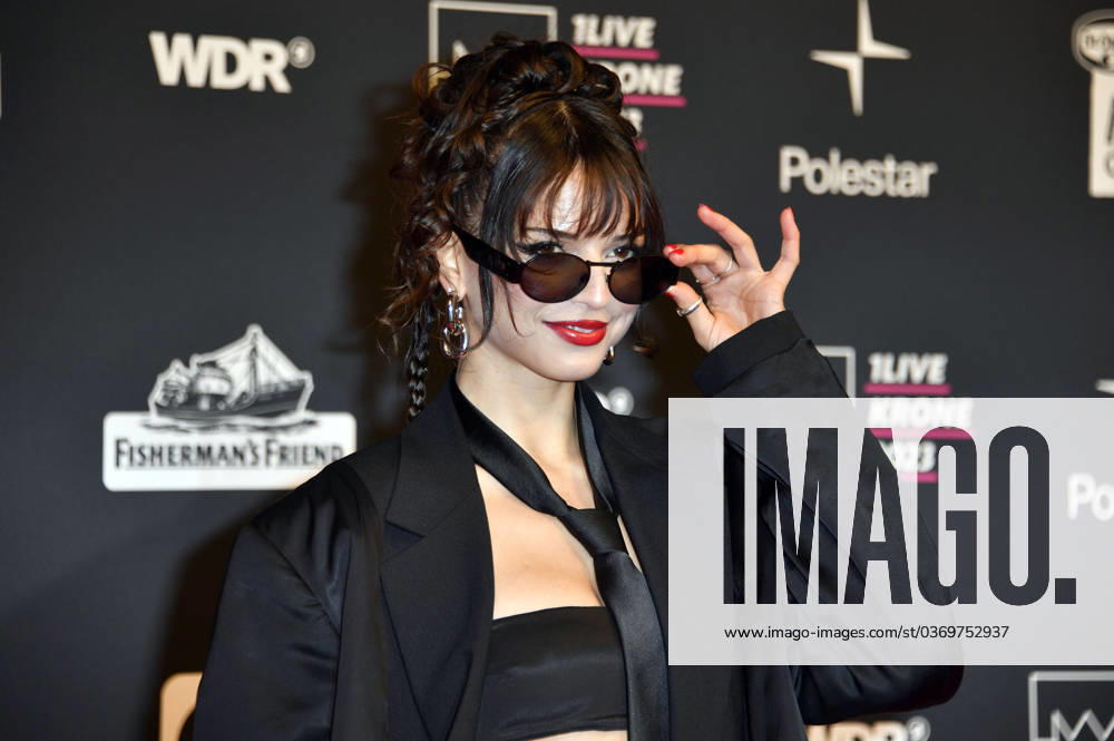 Nina Chuba at the 24 award ceremony of the 1Live Krone 2023 in the Lokschuppen Bielefeld, 30 11 2023 Foto:xN.xKubelkax xFuturexImagex 1live_krone_1215