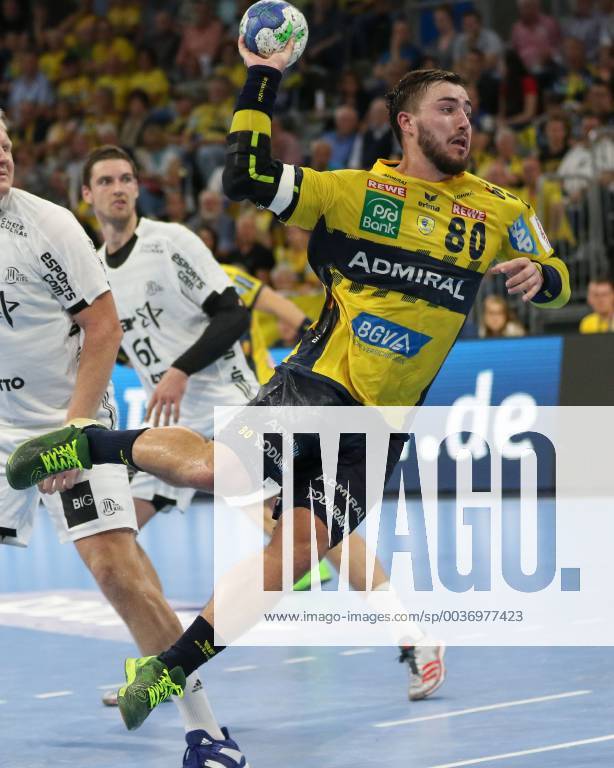 Jannik Kohlbacher Rhein Neckar Loewen 80 Hendrik Pekeler THW Kiel 61 Rhein Neckar Loewen THW Kiel 1 HBL Mannheim