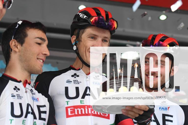 KW41 Sport Themen des Tages October 14, 2018 - Bursa, Turkey - Przemyslaw Niemiec of Poland and UAE Team Emirates ahead of the sixth stage - the Salcano Stage 166.7km from Bursa to Istanbul, of the 54th Presidential Cycling Tour of Turkey 2018. This is the last stage and the last race for the Polish rider, as he decided to end his professional career that started in early 2002..On Sunday, October 14, 2018, in Bursa, Turkey. 54th Presidential Cycling Tour Of Turkey - Stage Six - ZUMAn230 20181014_zaa_n230_095