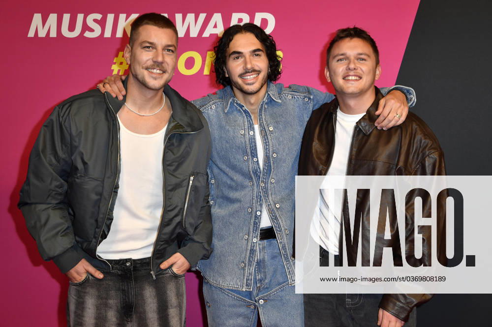 ClockClock at the 24 award ceremony of the 1Live Krone 2023 in the Lokschuppen Bielefeld, 30 11 2023 Foto:xN.xKubelkax xFuturexImagex krone_0813