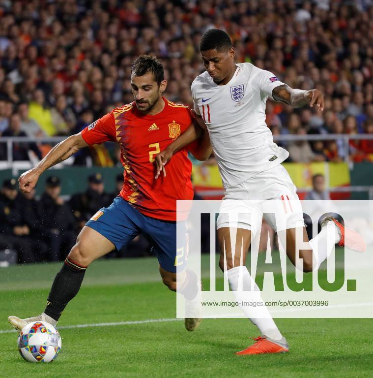 Spanish Jonny vies for the ball with British Marcus Rashford during the UEFA League of Nations groups phase match between the national teams of Spain and England, at the Benito Villamarin stadium, in Seville, Andalusia, Spain, 15 October 2018. Spain vs. England !ACHTUNG: NUR REDAKTIONELLE NUTZUNG!