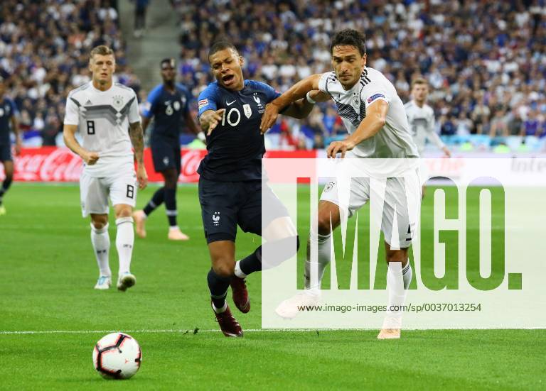 Kylian Mbappe France France is only slightly touched by Mats Hummels Germany Germany and falls to take a penalty 16 10 2018 France vs Germany 4 Matchday UEFA Nations League Stade de France DISCLAIMER DFB regulations prohibit any use of images as image sequences and or quasi Video