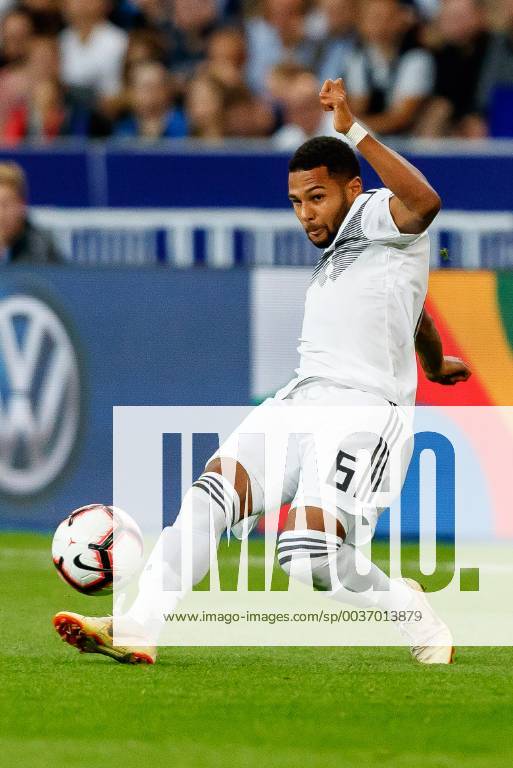 Paris France 16 10 2018 UEFA Nations League League A Group 1 France Germany Serge Gnabry GER in action DeFodi048