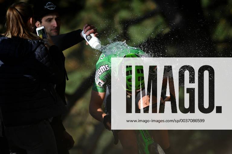 KW42 Belgian Tim Merlier pictured in action during the men s elite race at the UCI Cyclocross World Cup cyclocross event in Bern, Swiss Confederation, Sunday 21 October 2018, the third of nine stages in the World Cup trophy in the 2018-2019 season. DAVIDxSTOCKMAN x05452034x