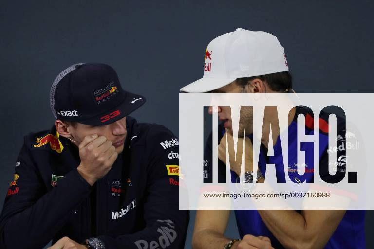 Photo4 LaPresse 25 10 2018 Mexico City,Mexico Grand Prix Formula One Mexico 2018 In the pic: Max Verstappen (NED) Red Bull Racing RB14 and Pierre Gasly (FRA) Scuderia Toro Rosso STR13