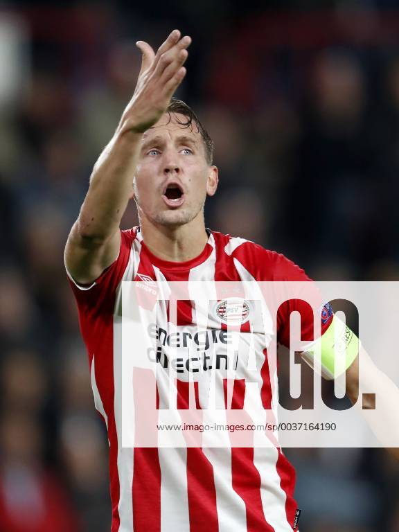 Luuk de Jong of PSV during the UEFA Champions League group C match between PSV Eindhoven and Tottenham Hotspur FC at the Phillips stadium on October 24, 2018 in Eindhoven, The Netherlands UEFA Champions League 2018 2019 Imagesx xMauricexvanxSteenxIVx 12563259