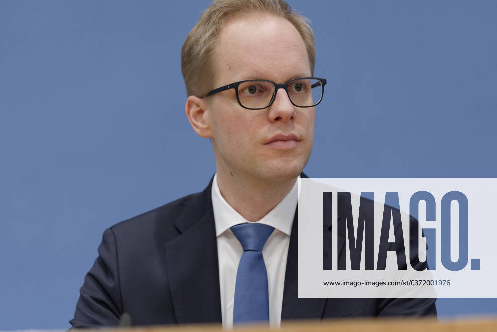 PISA 2022 presented 2023 12 05 Germany, Berlin Federal Press Conference on the publication of the PISA 2022 report Pictured Jens Brandenburg FDP , Parliamentary State Secretary at the Federal Ministry of Education and Research BMBF