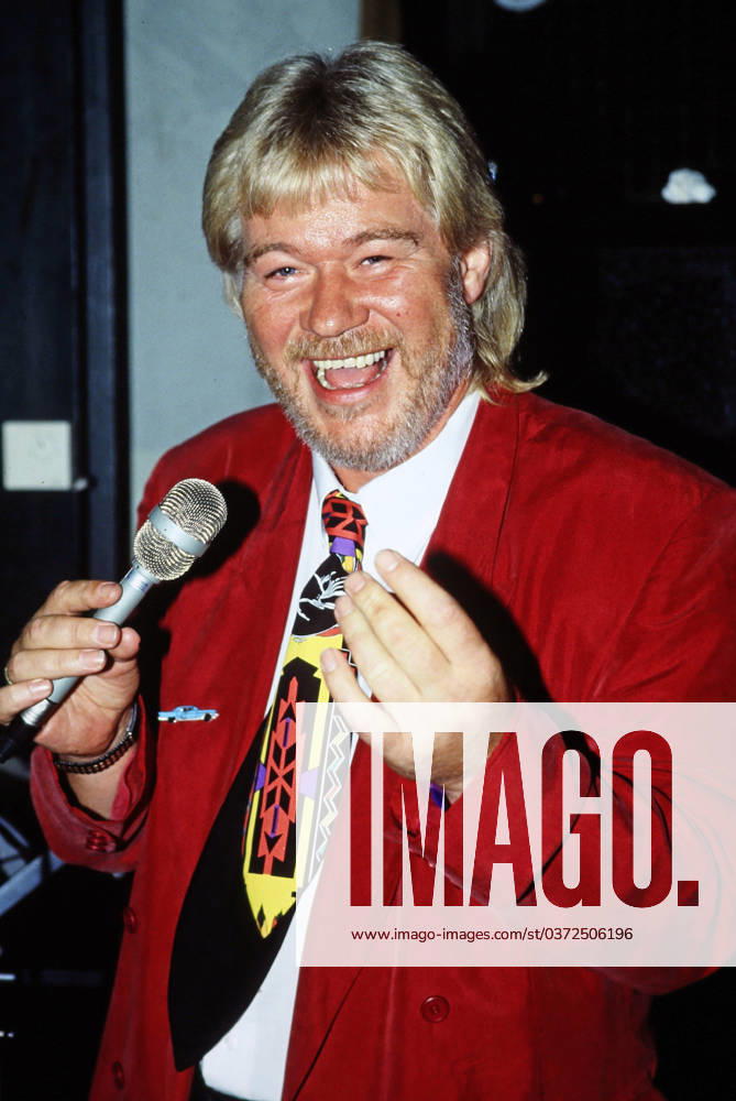 Peter Petrel, deutscher Schlagersänger, Deutschland um 1992.