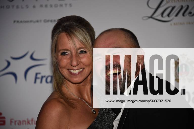 Frankfurt am Main Old Opera German Sports PressBall 2018 red Carpet Red Carpet Ex Boxing Professional Sven Ottke and Mrs Monic Frank