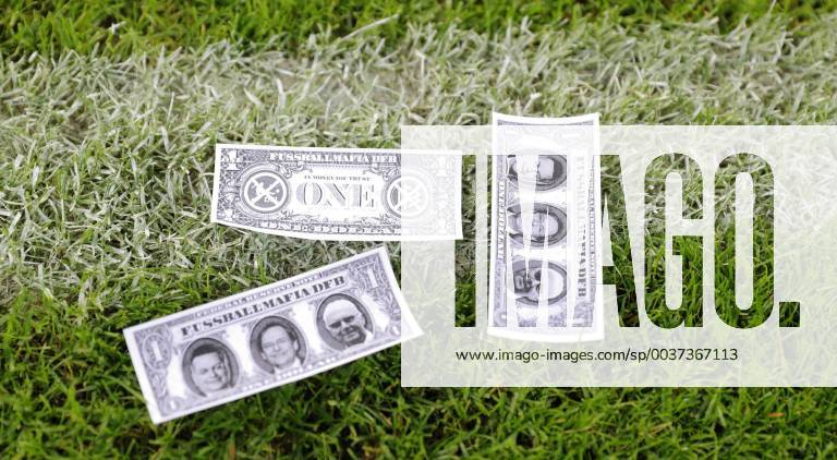 2 Soccer Bundesliga Season 2018 2019 12 Matchday Hamburger SV 1 FC Koeln at Volksparkstadion Fan protest against DFB paper tickets on the pitch DFL REGULATIONS PROHIBIT ANY USE OF PHOTOGRAPHS AS IMAGE SEQUENCES AND OR QUASI VIDEO