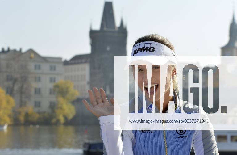 Czech professional golfer Klara Spilkova poses for photographer during a meeting with journalists in Prague, Czech Republic on November 6, 2018. (CTKxPhoto MichaelaxRihova) CTKPhotoP201811060516101 mir 2