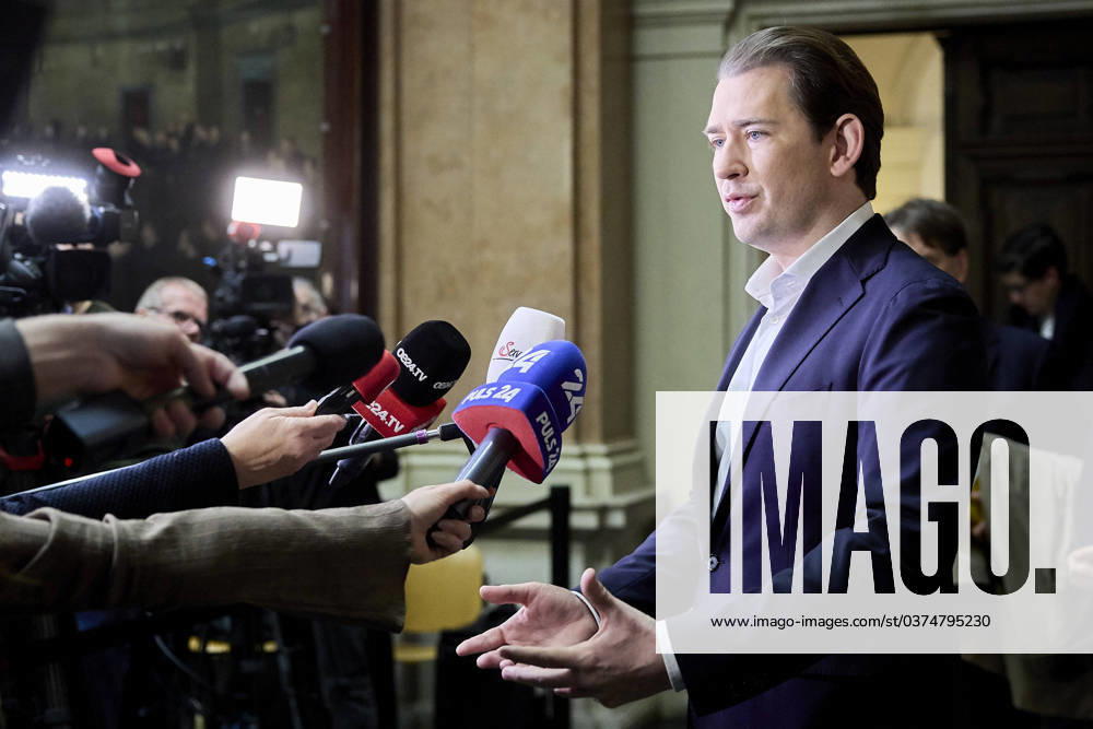 Â - Wien 15.12.2023 - Fortsetzung Prozess gegen Ex-Bundeskanzler Kurz - Heute wurde im Grosser Schwurgerichtssaal im Landesgericht Wien der Prozess gegen dem ehemaligen österreichischen Bundeskanzler und Parteichef der ÖVP wegen möglicher Falschaussage als Auskunftsperson im Ibiza-Untesuchungsausschuss fortgesetzt. Zum zweiten Mal trat heute der ehemalige Generalsekretär im Finanzministerium und Ex-ÖBAG-Chef am Wiener Landesgericht in den Zeugenstand. PHOTO: Ex-Bundeskanzler Sebastian Kurz im Straflandesgericht Wien. Vienna (AUSTRIA) - Continuation of the trial against ex-Chancellor Kurz - Today the trial against the former Austrian Chancellor and OeVP party leader for possible false statements as a person providing information