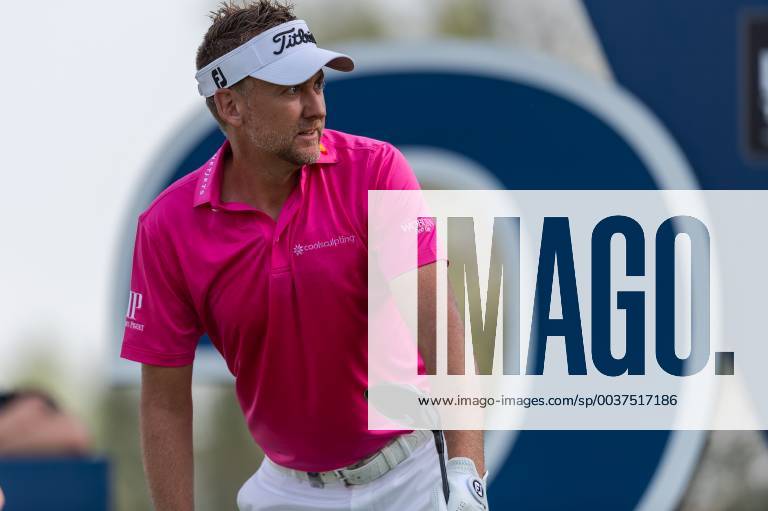 Ian Poulter of England in round 2 during the DP World Tour Championship at Jumeirah Golf Estates, Dubai, UAE on 16 November 2018.