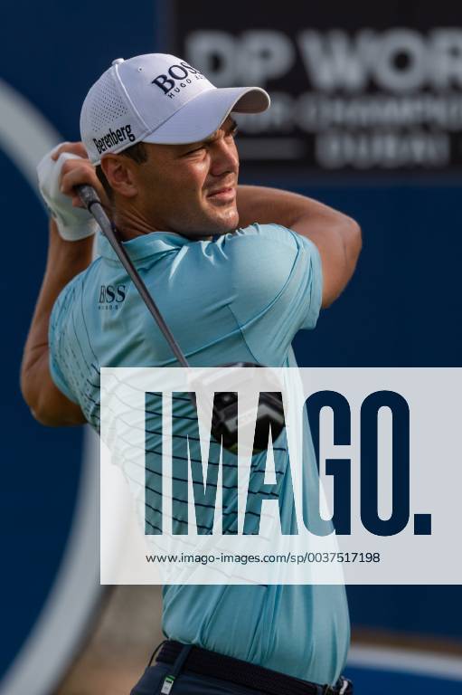 Martin Kaymer of Germany tees off at the second hole in round 2 during the DP World Tour Championship at Jumeirah Golf Estates, Dubai, UAE on 16 November 2018.