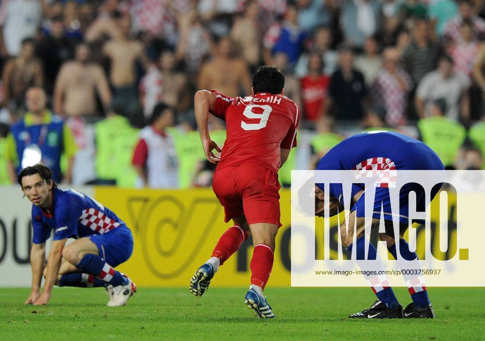 Semih Sentürk (Türkei, Mitte) - Torjubel - Fußball EM Herren Euro 2008, Länderspiel, Nationalmannschaft, Kroatien - Türkei 2:4 n.E. Gruppe Wien Freude,
