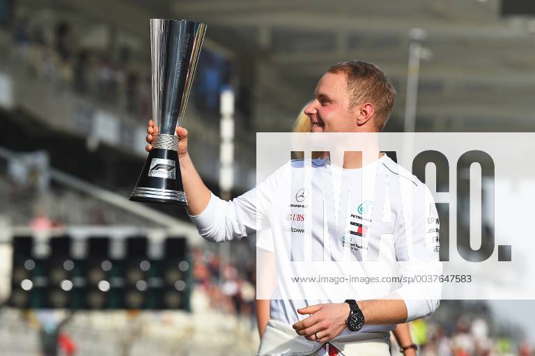 Formula 1 FIA Grand Prix of Abu Dhabi 2018 Race Fastest Lap Award Winner Valtteri Bottas FIN 77 Mercedes AMG Petronas Motorsport Abu Dhabi eel-fotografie Eberhard Krieger