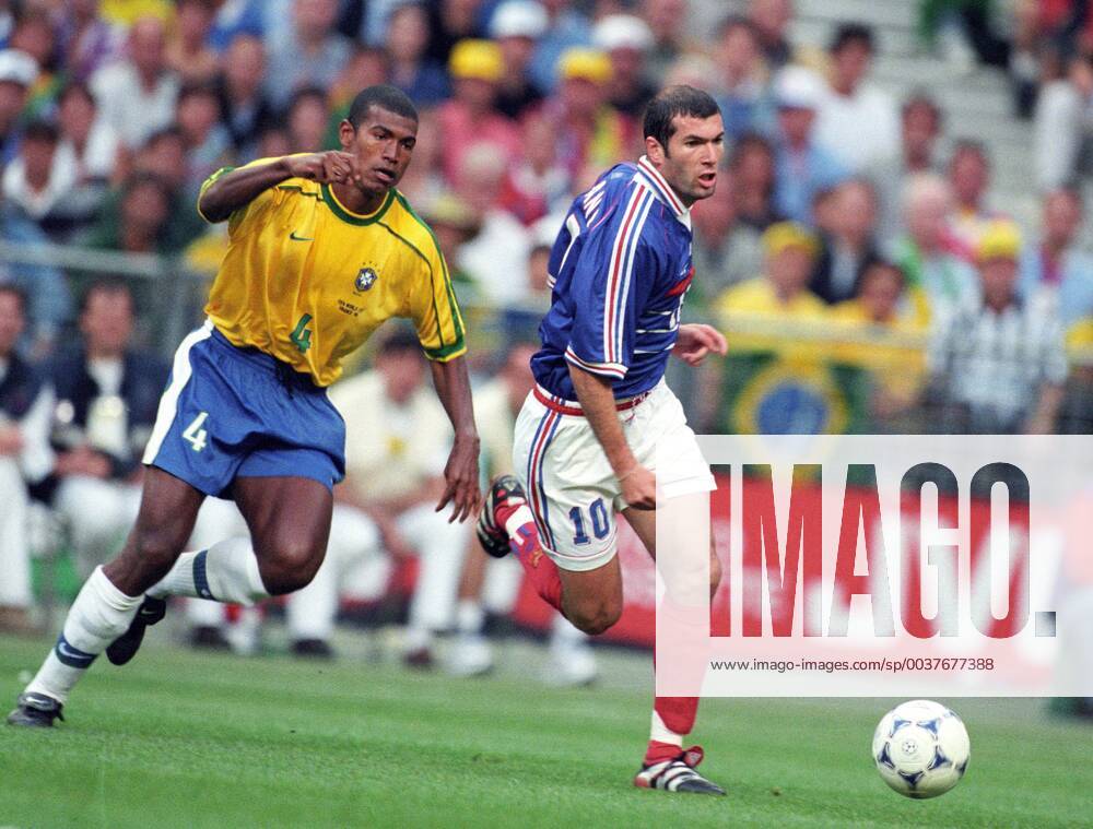 Zinedine Zidane against Junior Baiano li in action at the finals of the 1998 World Cup in Paris Zinedine Zidane against Junior Baiano li in action at the finals of the 1998 World Cup in Paris
