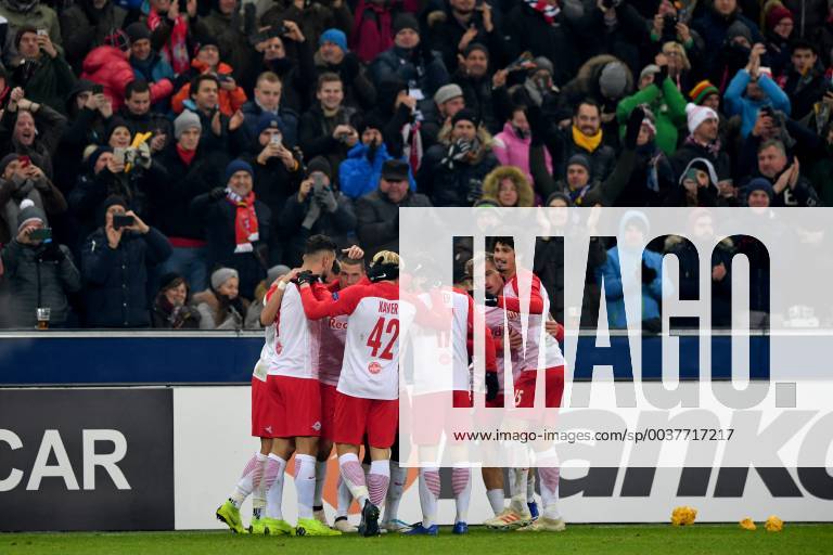 SOCCER - UEFA EL, RBS vs RB Leipzig SALZBURG,AUSTRIA,29.NOV.18 - SOCCER - UEFA Europa League, group stage, Red Bull Salzburg vs RasenBallsport Leipzig. Image shows the rejoicing of RBS. GEPAxpictures xFlorianxErtl